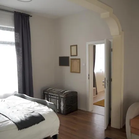 Cache - Bright One-bedroom In By Flat Mаnager Apartman Szófia